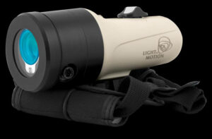LightSpeed U15 diver light system utilizes LightSpeed optical communications to pass analog audio communications between handsets underwater.